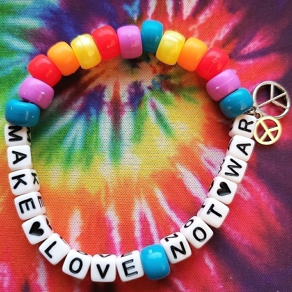 Handmade Make Love Not War Peace Charm Kandi Bracelet